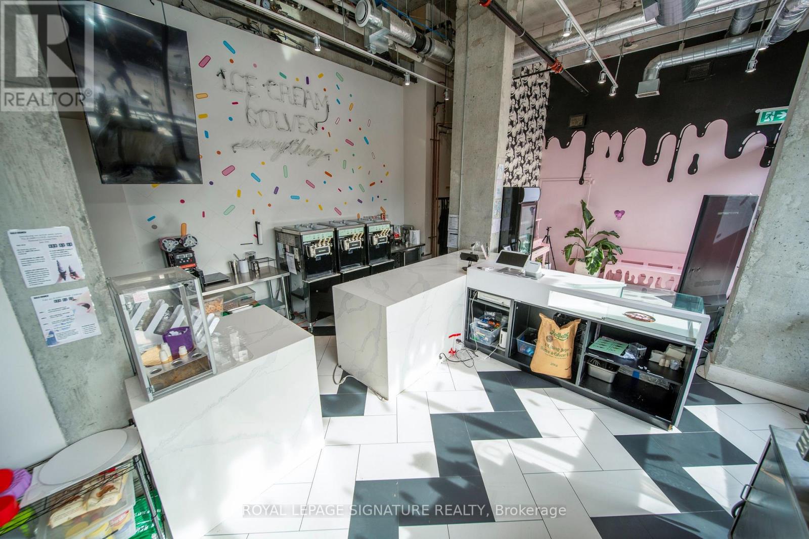 Unit A - 2114 Bloor Street W, Toronto, Ontario  M6S 1M8 - Photo 16 - W14091548