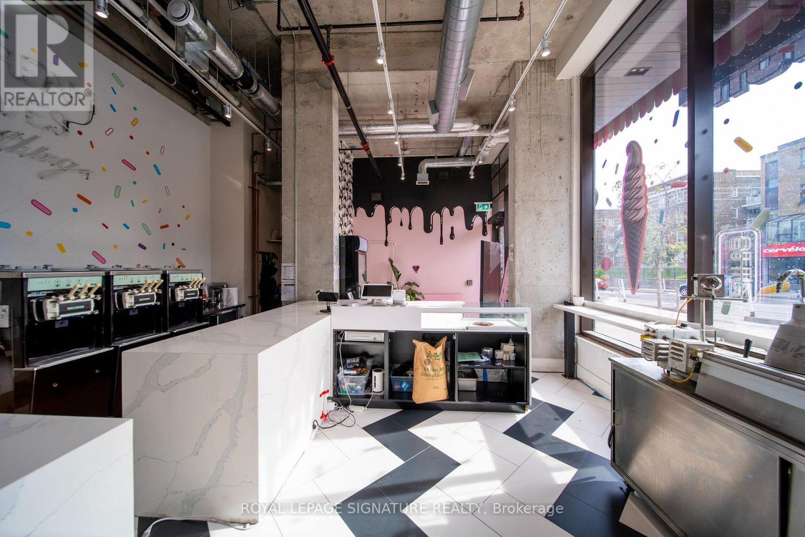Unit A - 2114 Bloor Street W, Toronto, Ontario  M6S 1M8 - Photo 7 - W14091548