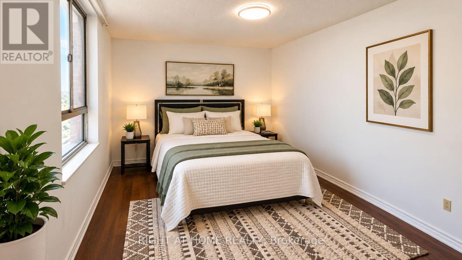 2819 - 1 Massey Square, Toronto, Ontario  M4C 5L4 - Photo 10 - E14085550