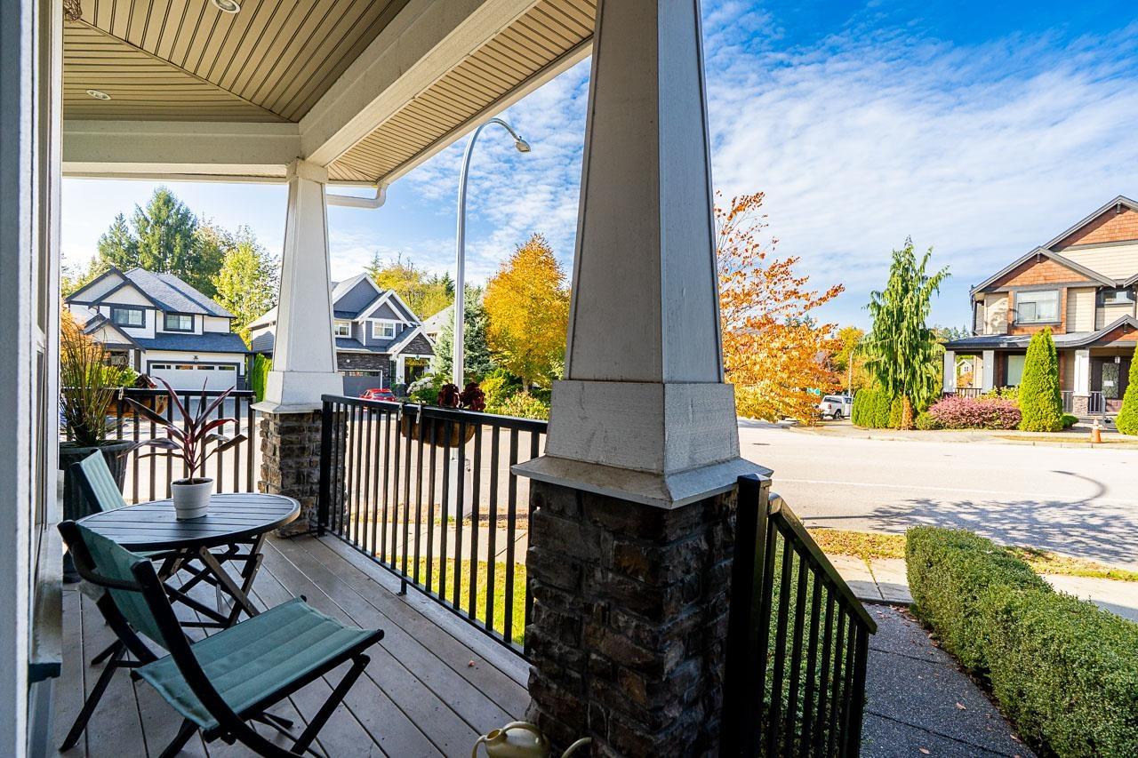 14702 32a Avenue, Surrey, British Columbia  V4P 1Z8 - Photo 2 - R3175468