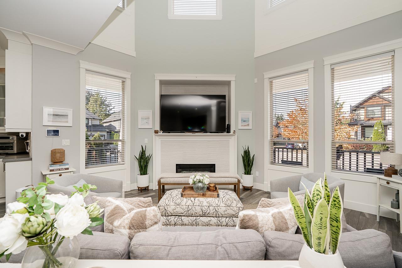 14702 32a Avenue, Surrey, British Columbia  V4P 1Z8 - Photo 5 - R3175468