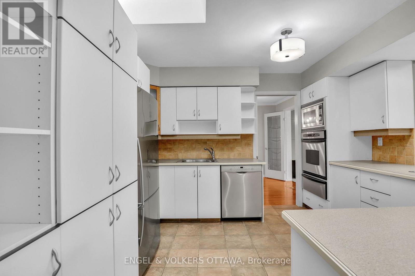 2713 Dupont Street, Ottawa, Ontario  K1V 8N2 - Photo 17 - X14091584
