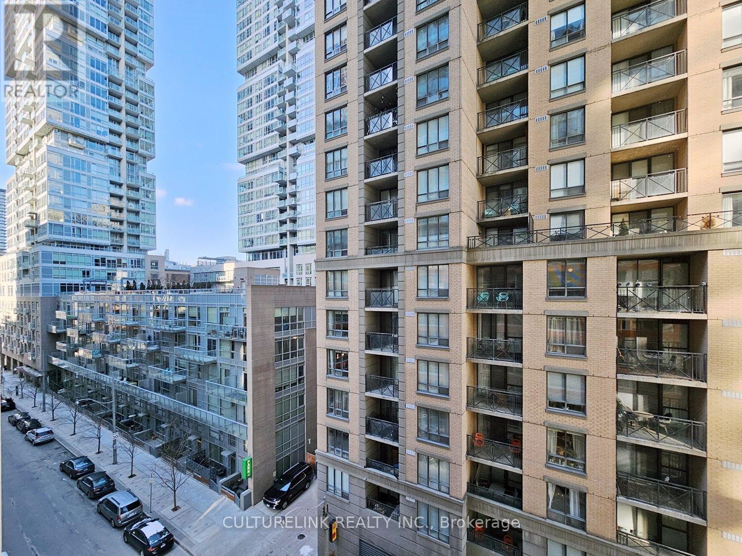 707 - 126 Simcoe Street, Toronto, Ontario M5H 4E6 - Photo 4 - C14091568