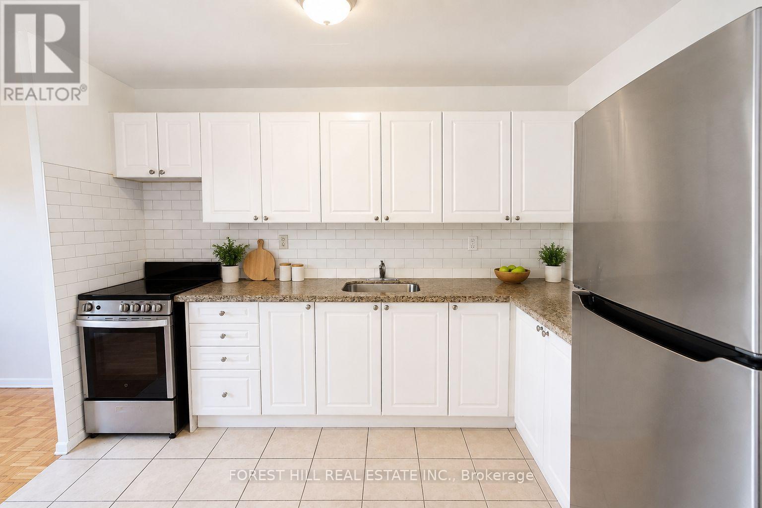 314 - 195 Barrington Avenue, Toronto, Ontario M4C 5M7 - Photo 3 - E14091554