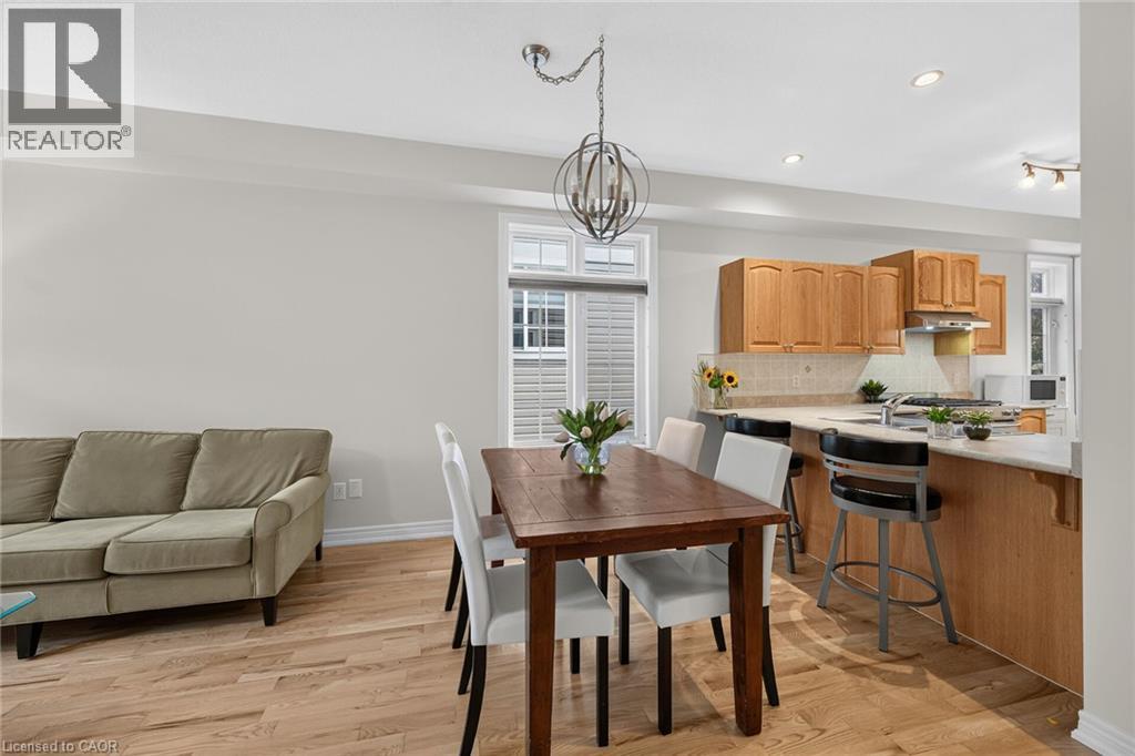 53 Sunnycroft Court, Waterdown, Ontario  L0R 2H4 - Photo 11 - 40871812