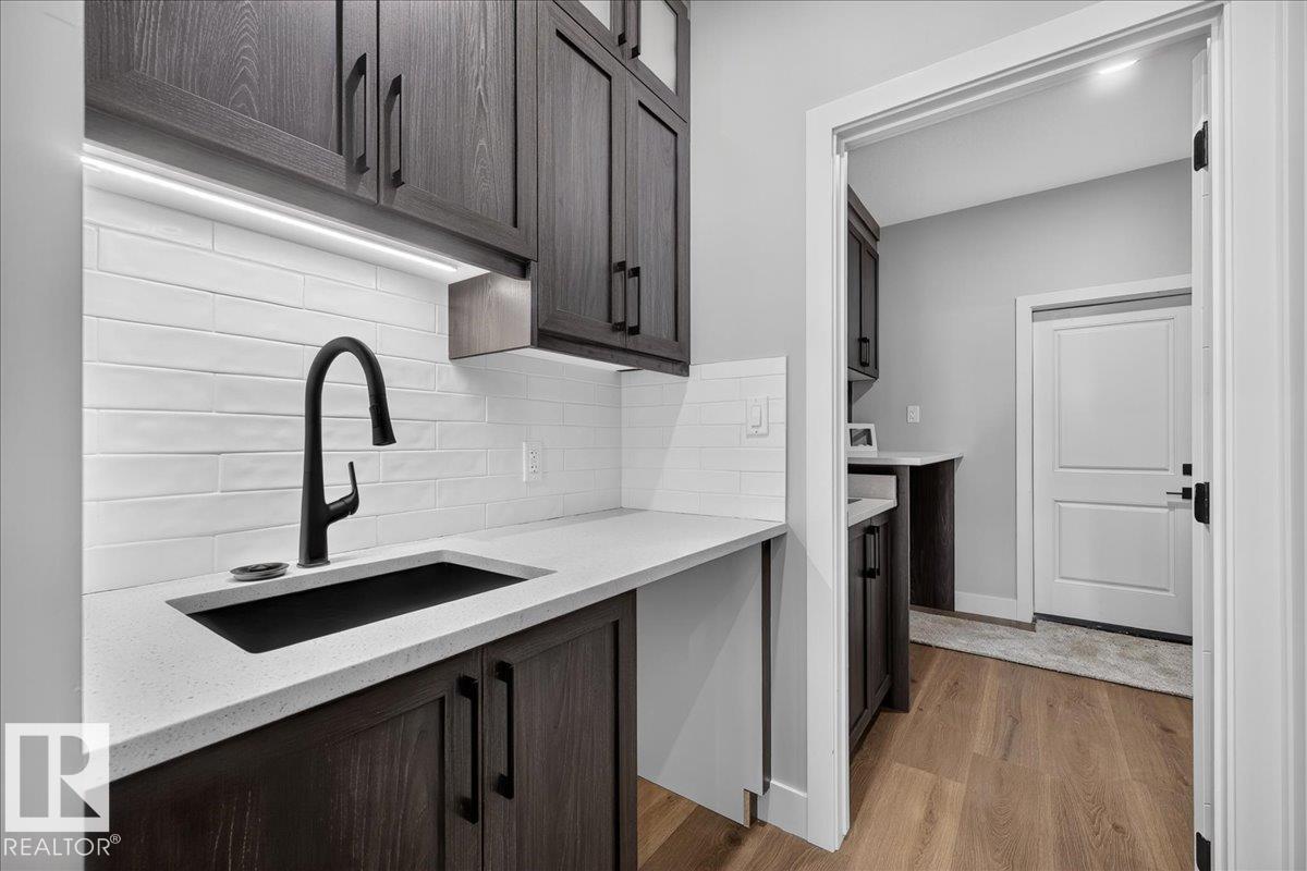 22 Mockingbird CR