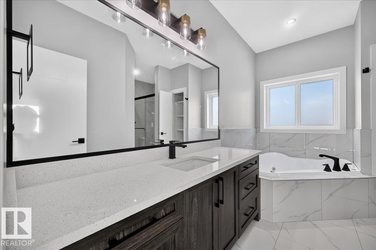 22 Mockingbird CR