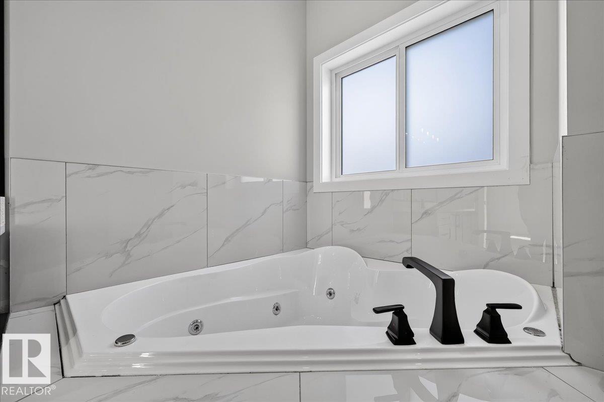 22 Mockingbird CR