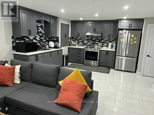 565 Dougall Avenue, Caledon, Ontario  L7C 3Z4 - Photo 3 - W14091556