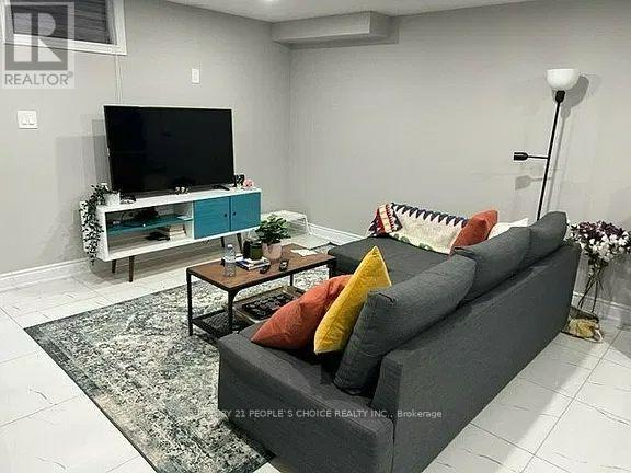 565 Dougall Avenue, Caledon, Ontario  L7C 3Z4 - Photo 7 - W14091556