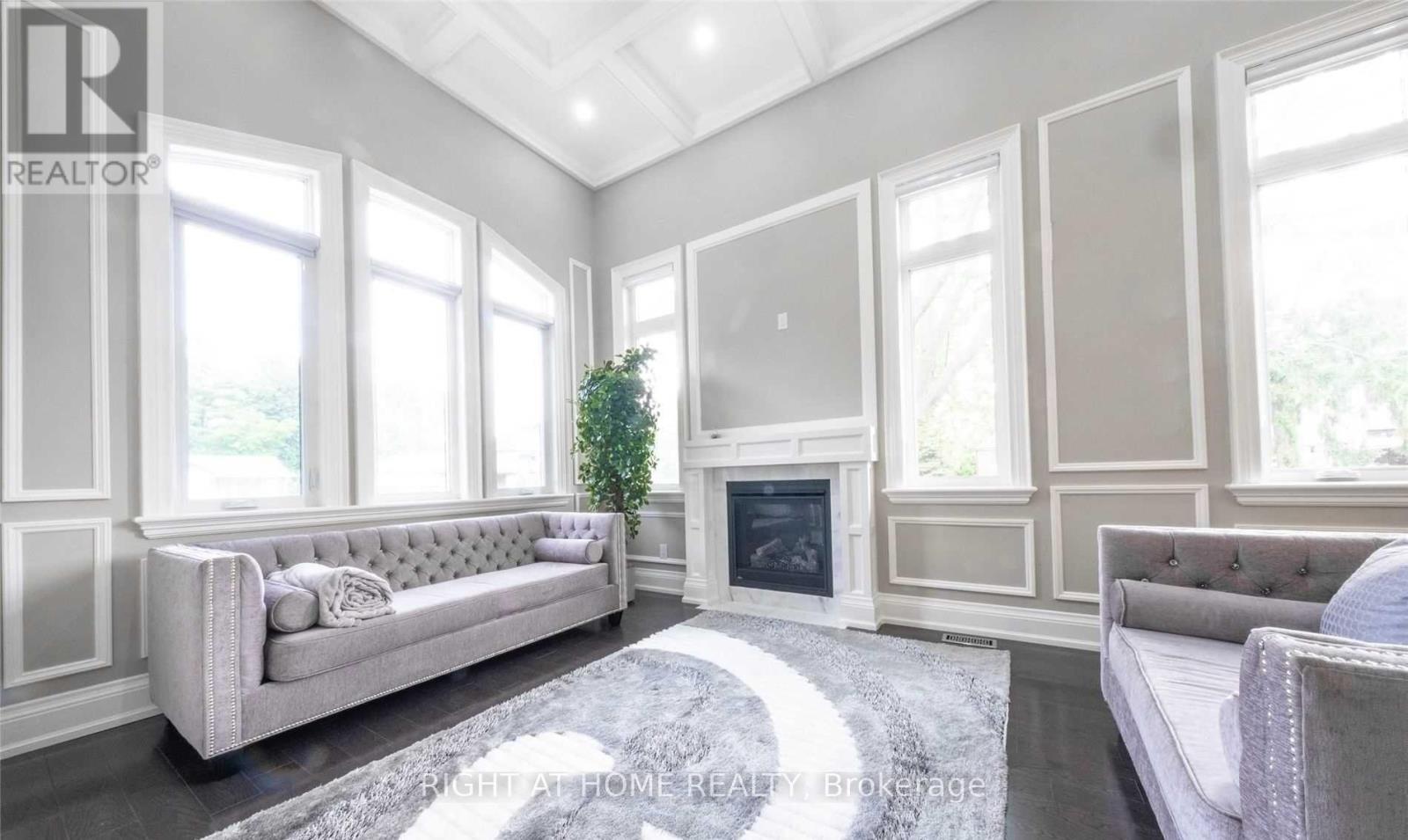 53 Eaglewood Boulevard, Mississauga, Ontario  L5G 1V6 - Photo 10 - W14091580