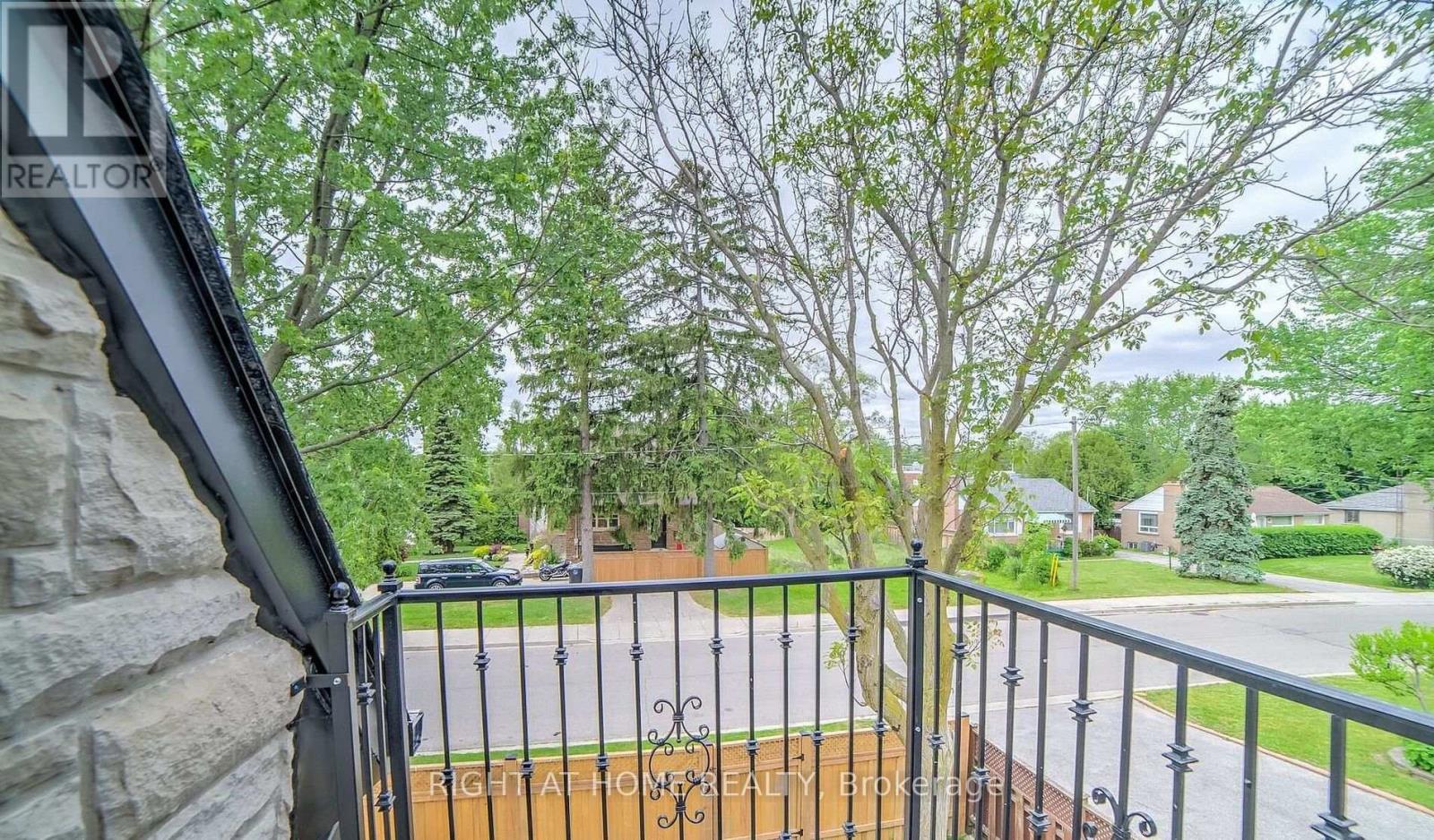 53 Eaglewood Boulevard, Mississauga, Ontario  L5G 1V6 - Photo 32 - W14091580
