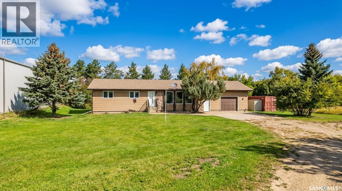 1 Cathcart Street, Brownlee, Saskatchewan  S0H 0M0 - Photo 2 - SK051360