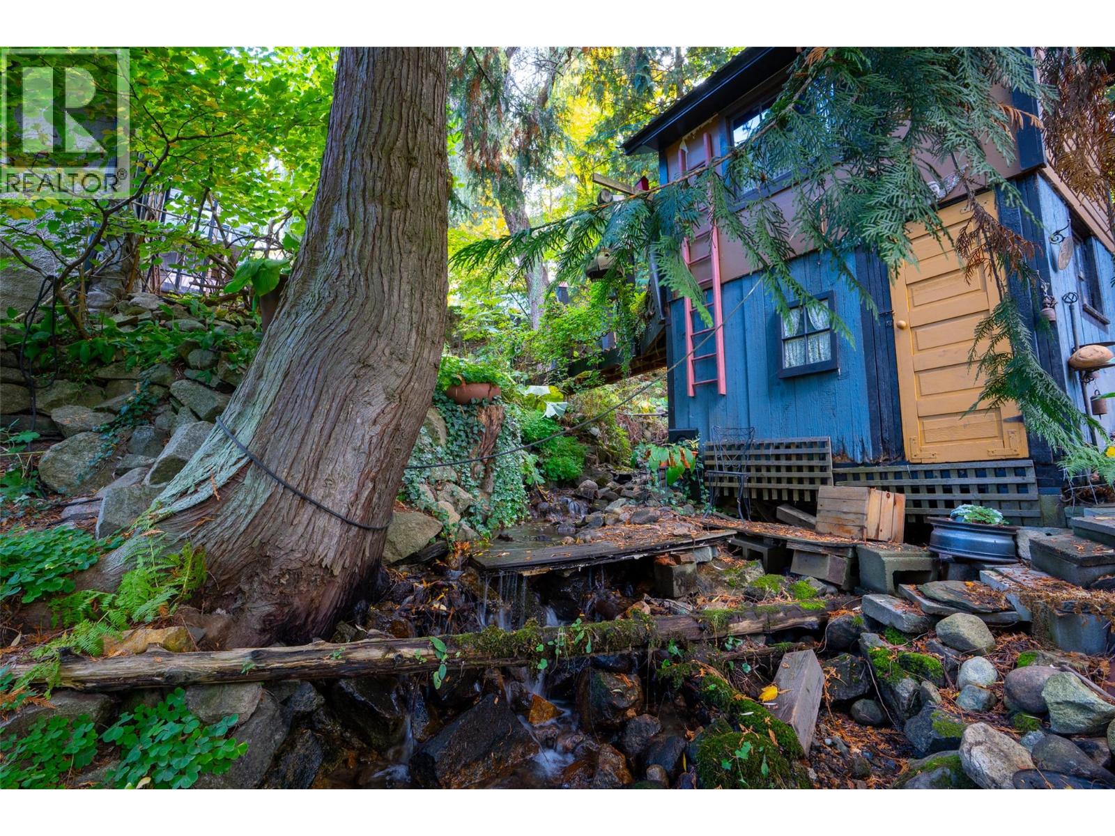 218 Union Street, Nelson, British Columbia  V6L 4A3 - Photo 11 - 10403490