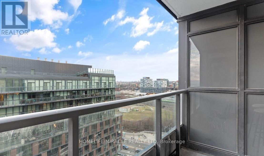 1612 - 80 Queens Wharf Road, Toronto, Ontario  M5V 0J3 - Photo 13 - C14091596