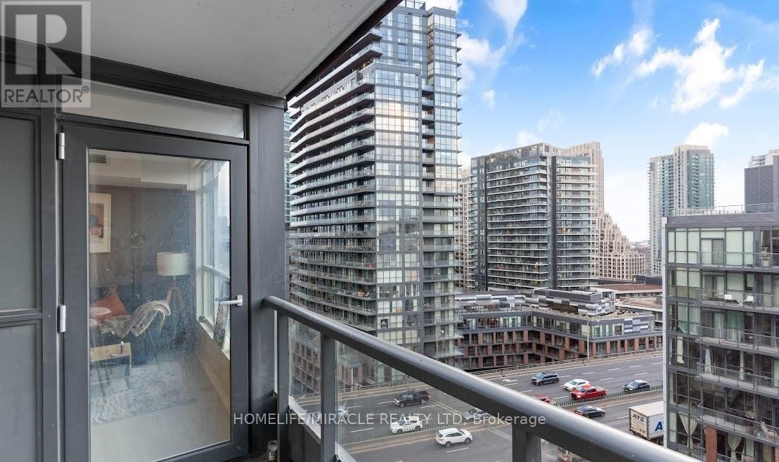 1612 - 80 Queens Wharf Road, Toronto, Ontario  M5V 0J3 - Photo 15 - C14091596