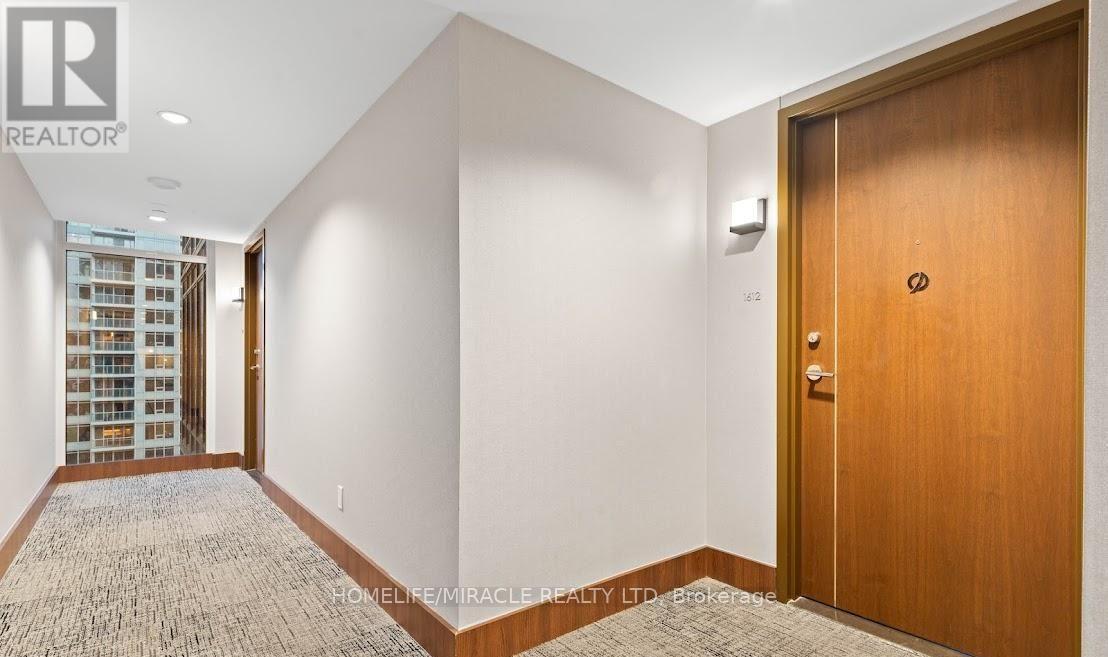 1612 - 80 Queens Wharf Road, Toronto, Ontario  M5V 0J3 - Photo 2 - C14091596