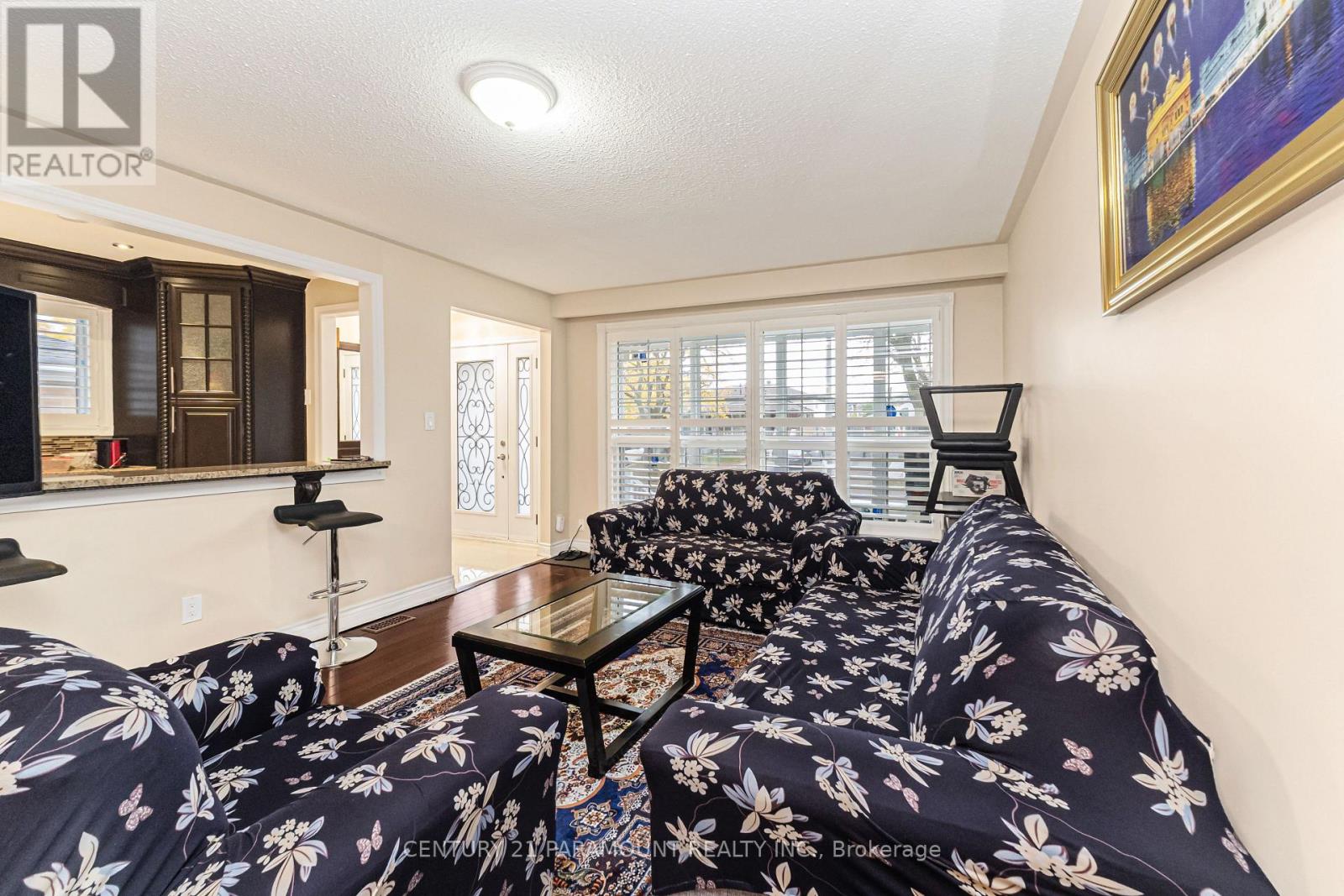 3135 Purnell Court, Mississauga, Ontario  L4T 2J7 - Photo 10 - W14091598