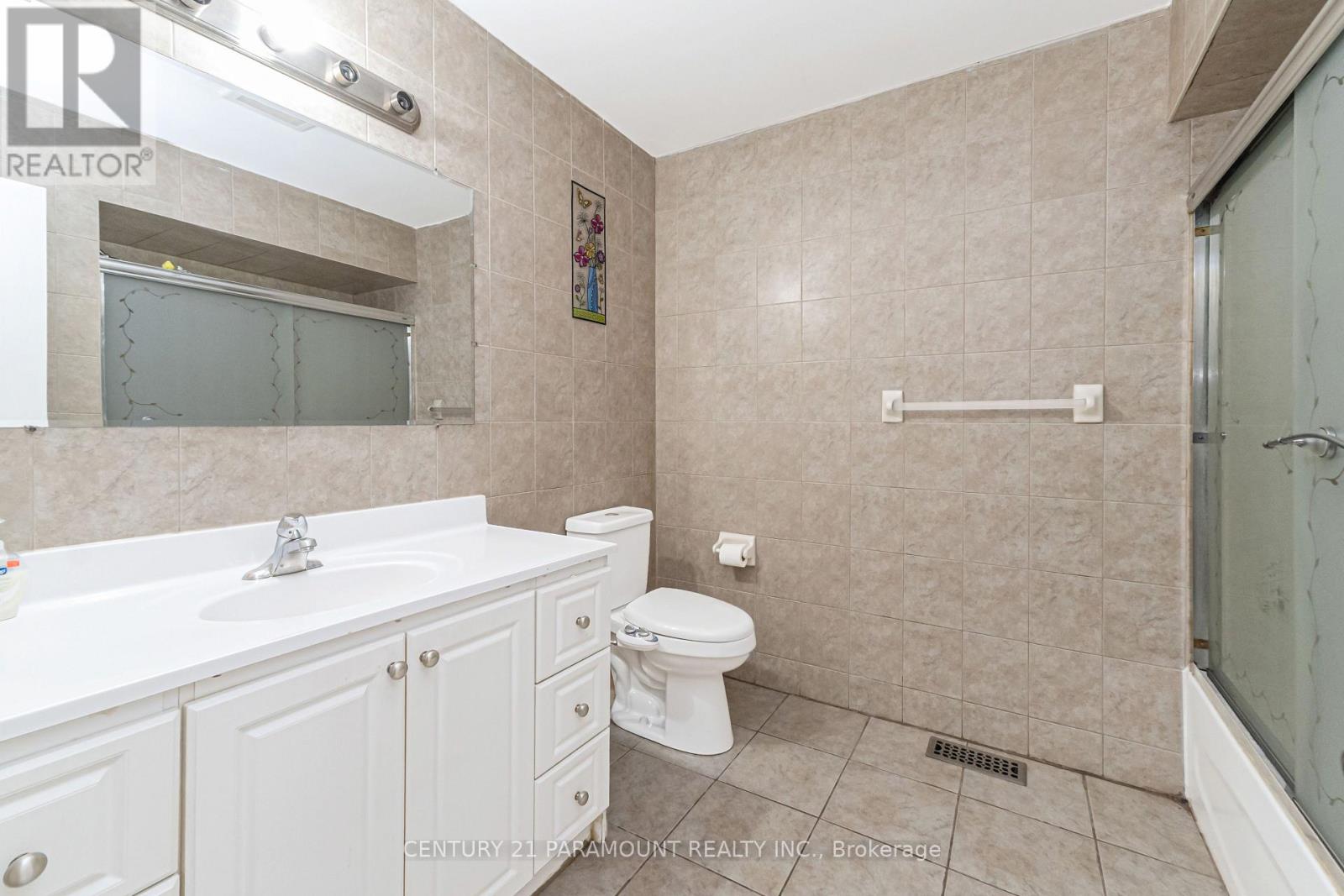 3135 Purnell Court, Mississauga, Ontario  L4T 2J7 - Photo 22 - W14091598