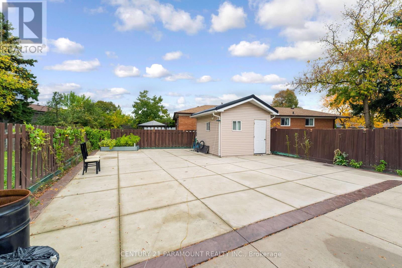 3135 Purnell Court, Mississauga, Ontario  L4T 2J7 - Photo 35 - W14091598