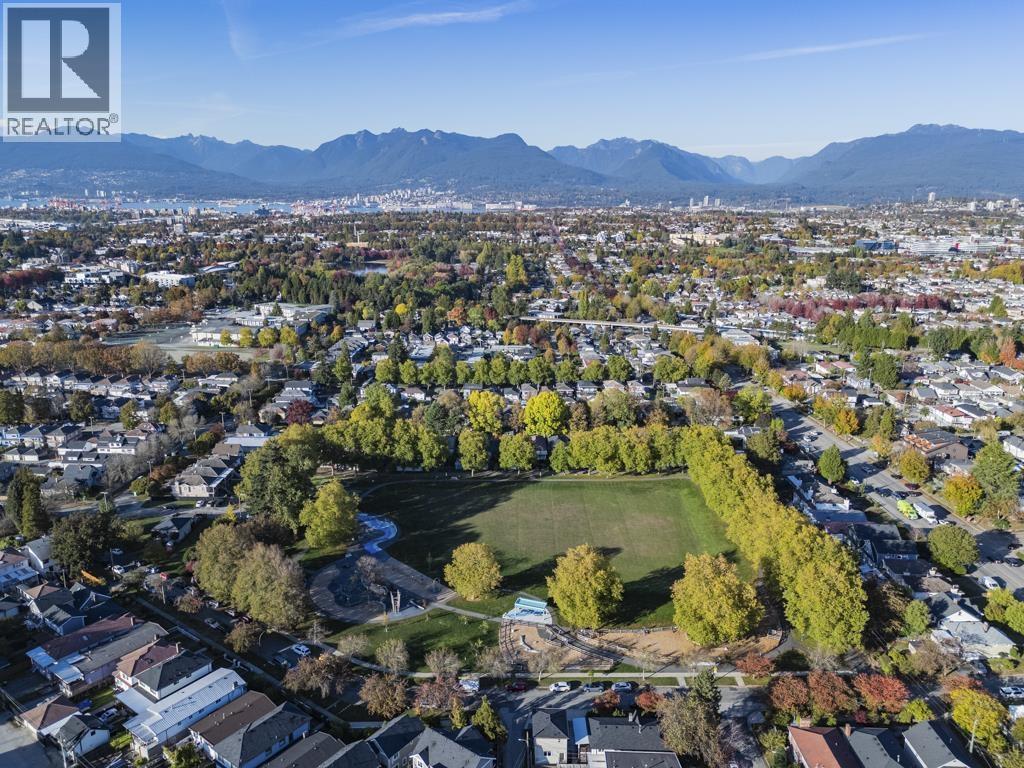 2216 Mannering Avenue, Vancouver, British Columbia  V5N 3C4 - Photo 4 - R3174315