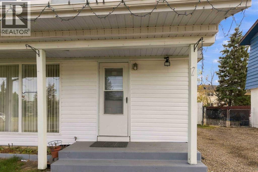 7 Pond Crescent