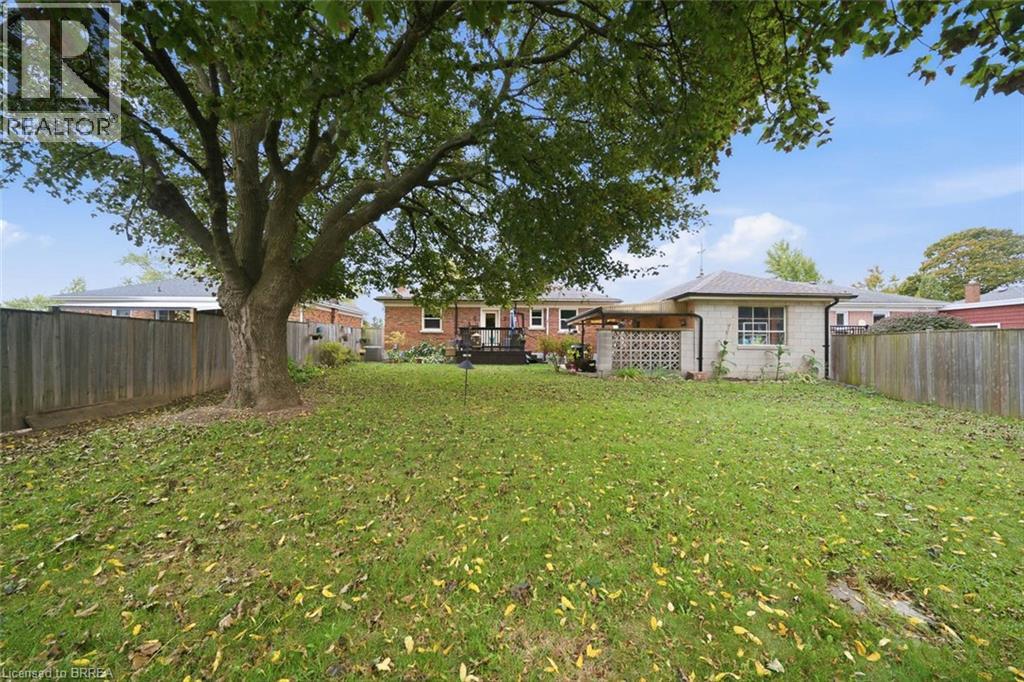 83 Fairview Drive, Brantford, Ontario  N3R 2W8 - Photo 23 - 40868786