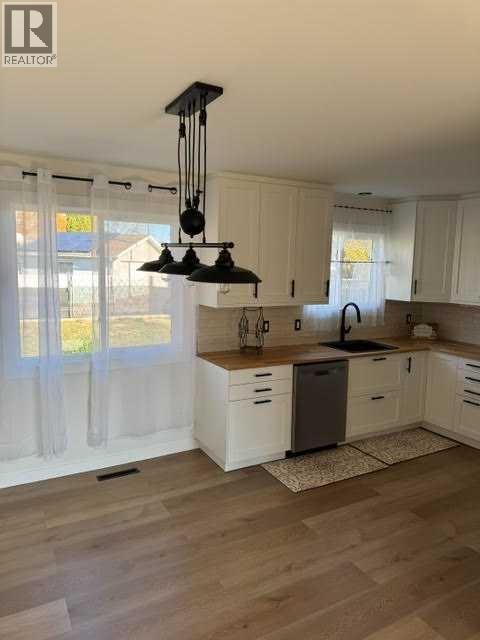 2711 Dunmore Road Se, Medicine Hat, Alberta T1A 2A6 - Photo 10 - A2327747