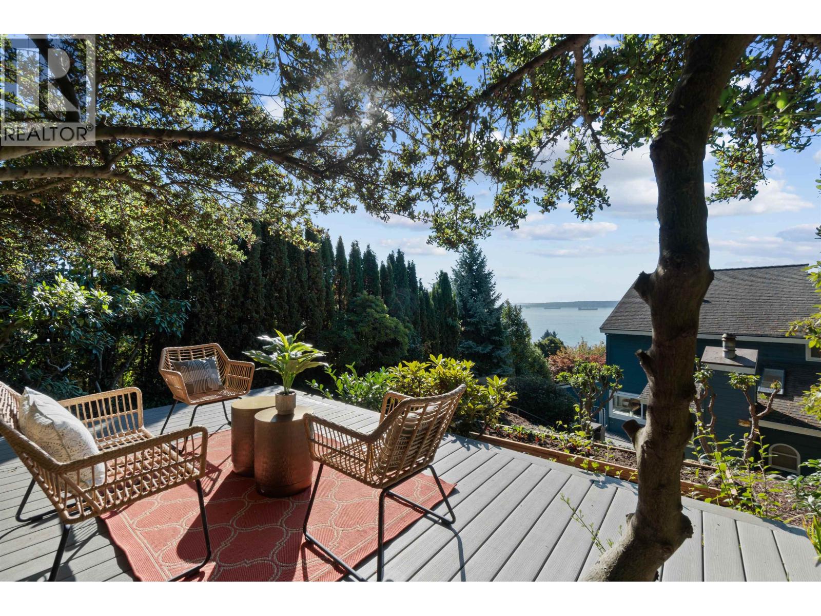 3381 Mathers Avenue, West Vancouver, British Columbia  V7V 2K6 - Photo 37 - R3172673