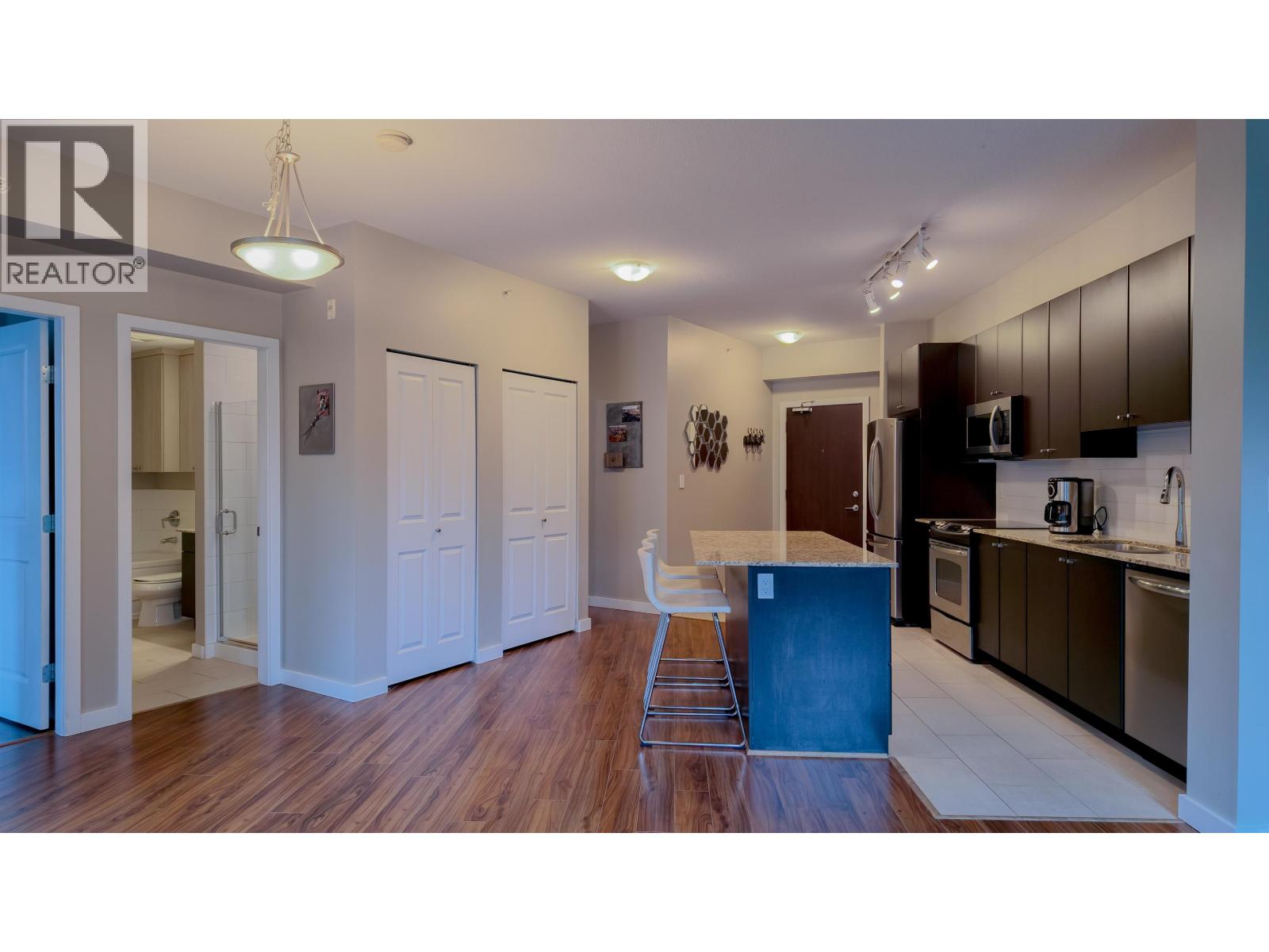 402 265 Ross Drive, New Westminster, British Columbia  V3L 0C8 - Photo 13 - R3174612