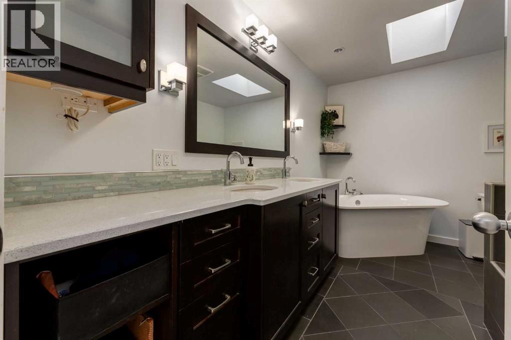 1934 Broadview Road Nw, Calgary, Alberta  T2N 3H7 - Photo 32 - A2350420
