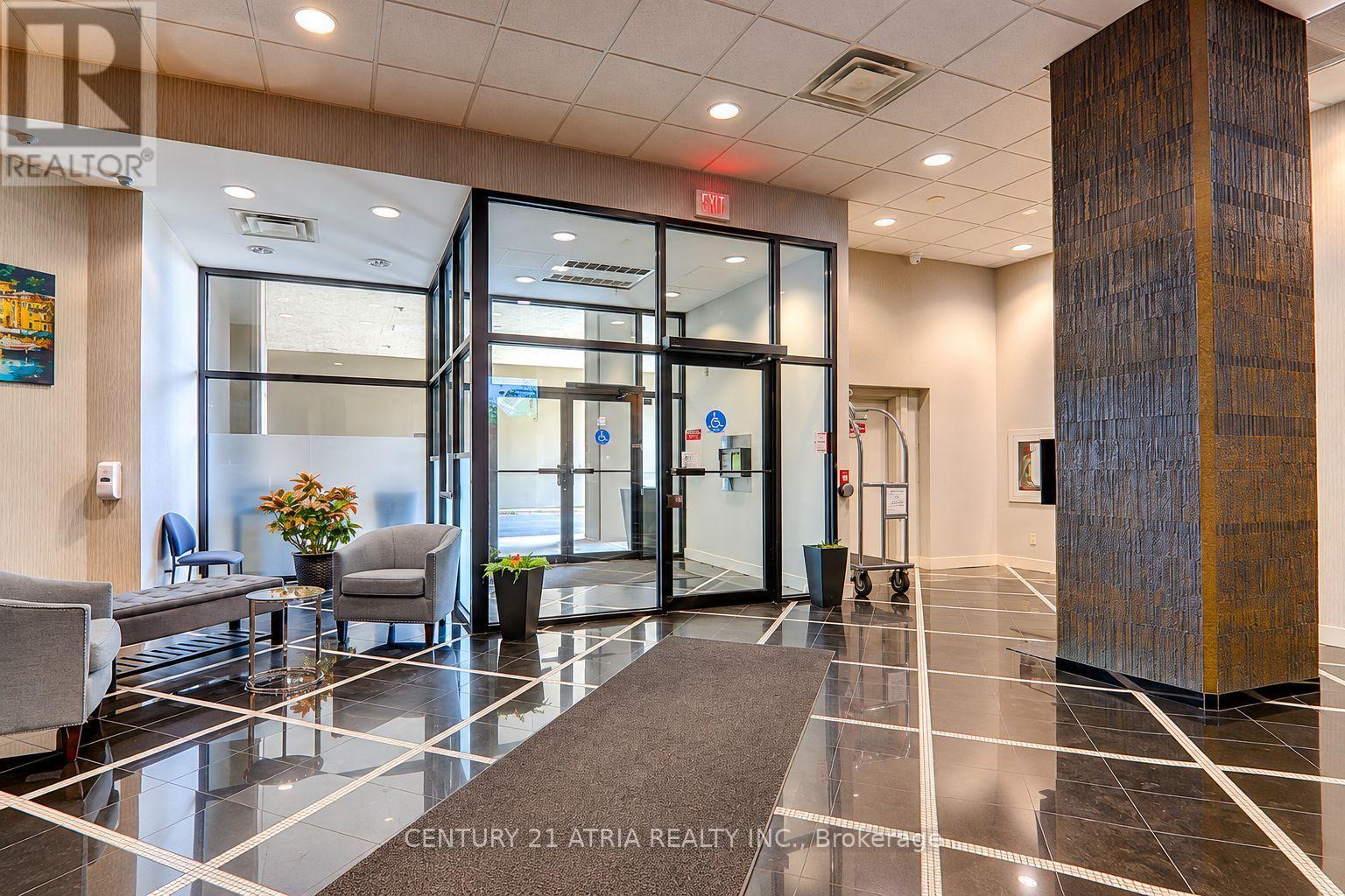 911 - 2737 Keele Street, Toronto, Ontario  M3M 2E9 - Photo 2 - W14091634