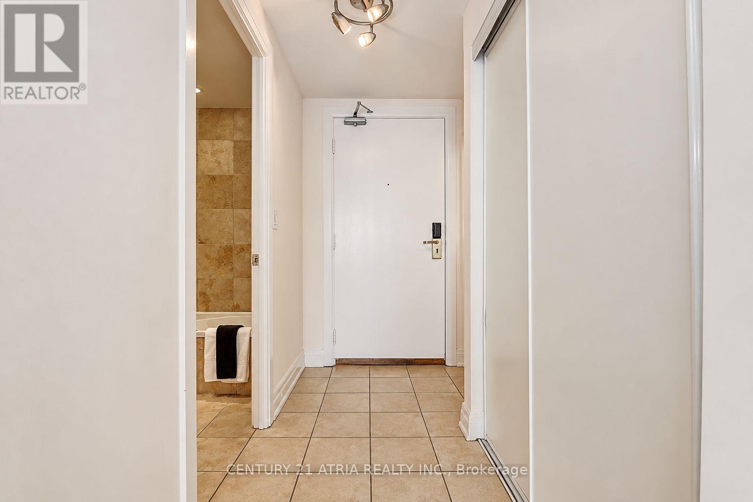 911 - 2737 Keele Street, Toronto, Ontario  M3M 2E9 - Photo 3 - W14091634