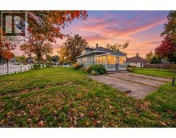 42 CAMBRIDGE Road E, Crystal Beach, Ontario