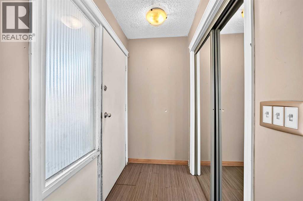 143 Rundleson Way NE, Calgary, Alberta  T1Y 3H8 - Photo 2 - A2349158