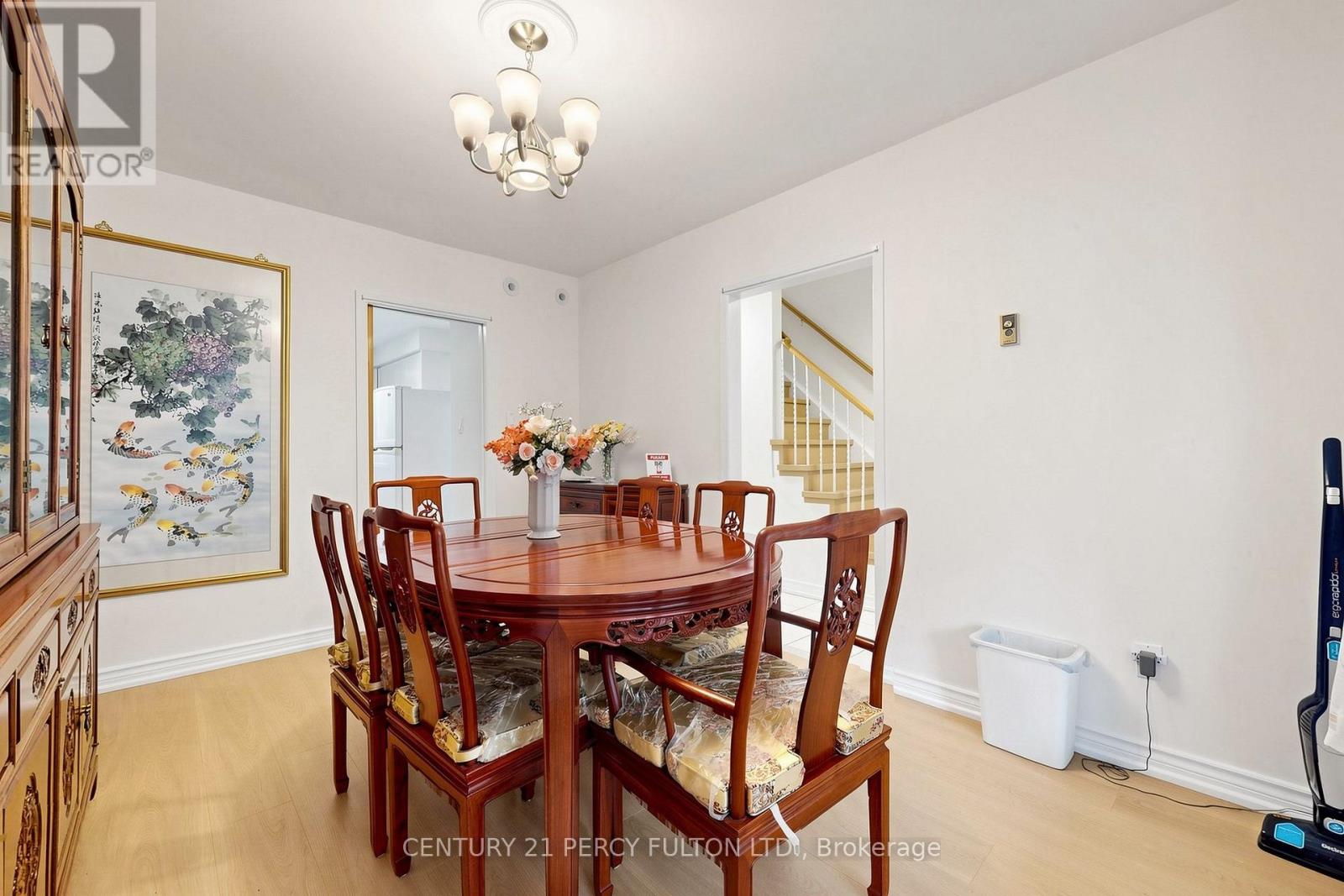 20 Zircon Court, Toronto, Ontario  M2H 2A1 - Photo 8 - C14084894