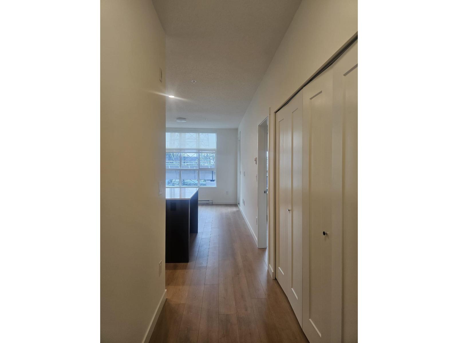 316 15730 Fraser Highway, Surrey, British Columbia  V4N 0Y6 - Photo 3 - R3176389