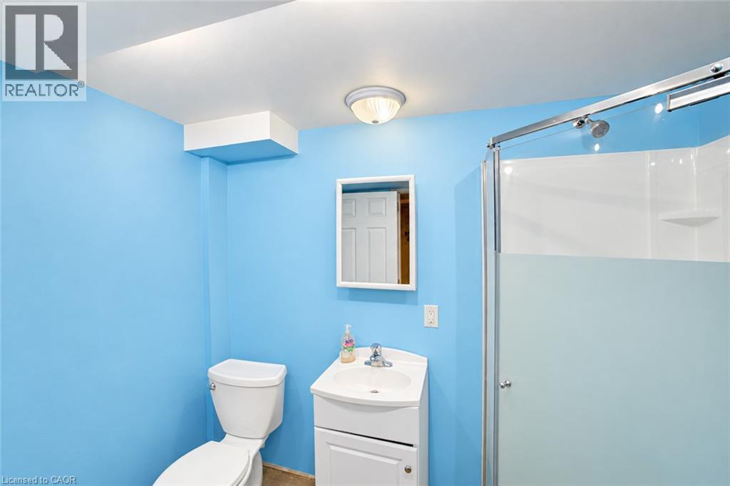 15 Dumbarton Street, Guelph, Ontario  N1E 3T4 - Photo 17 - 40870987