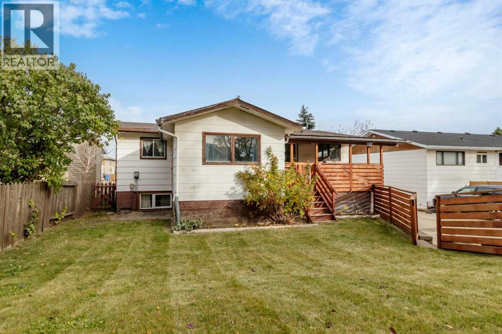 33 Valley Crescent
