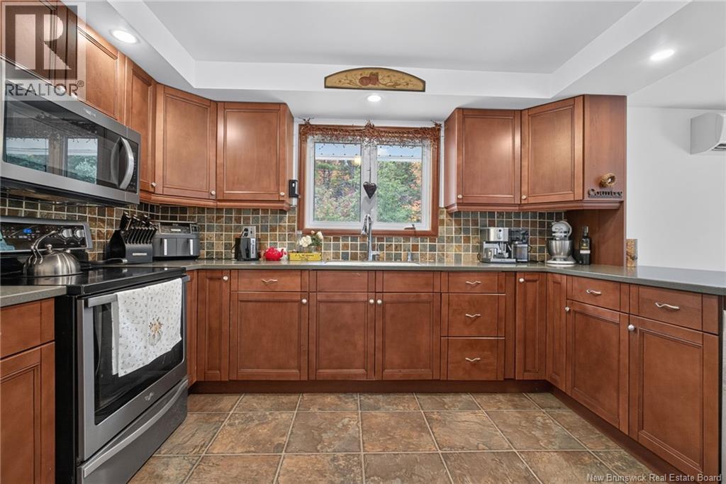 818 Mclaughlin Drive, Moncton, New Brunswick  E1G 3R4 - Photo 11 - NB149428