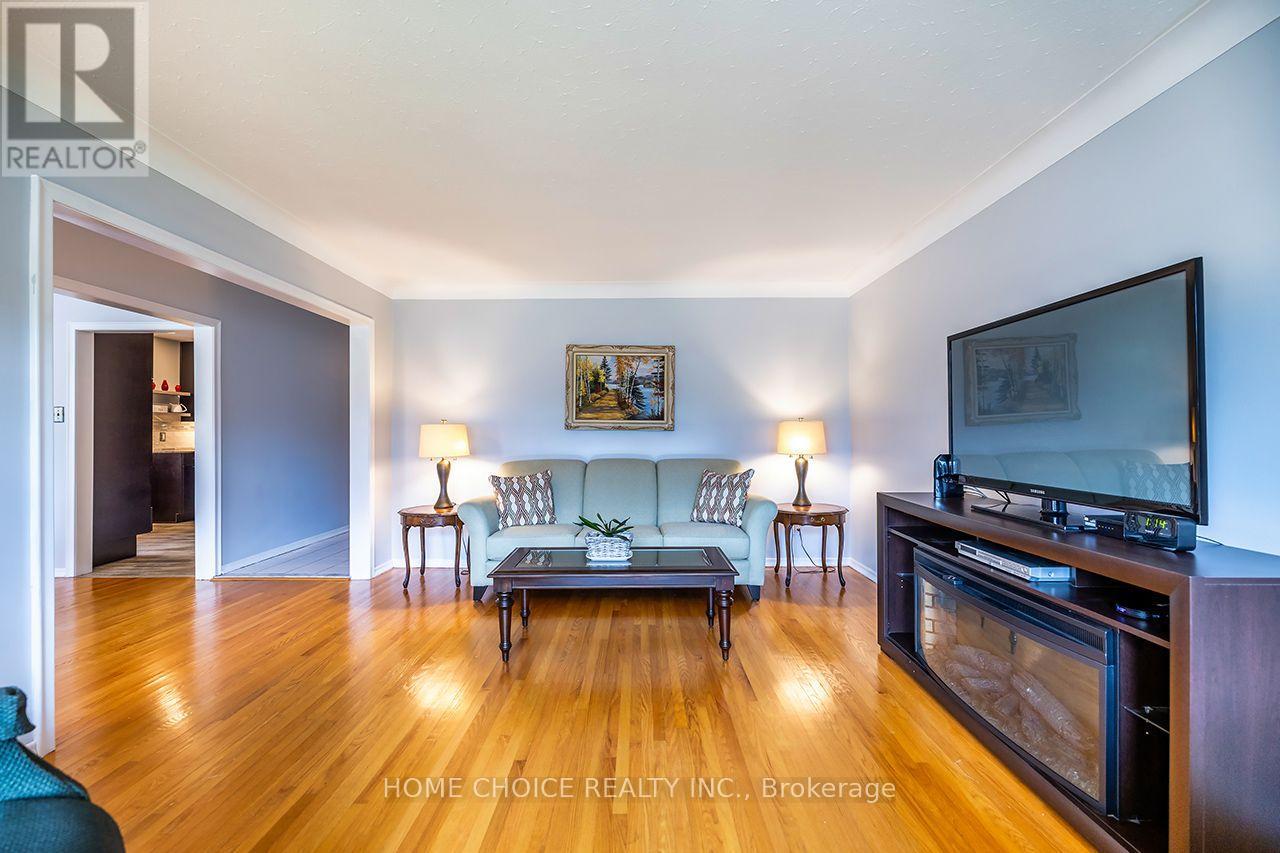 89 Harmony Road N, Oshawa, Ontario  L1G 6L1 - Photo 6 - E13991258