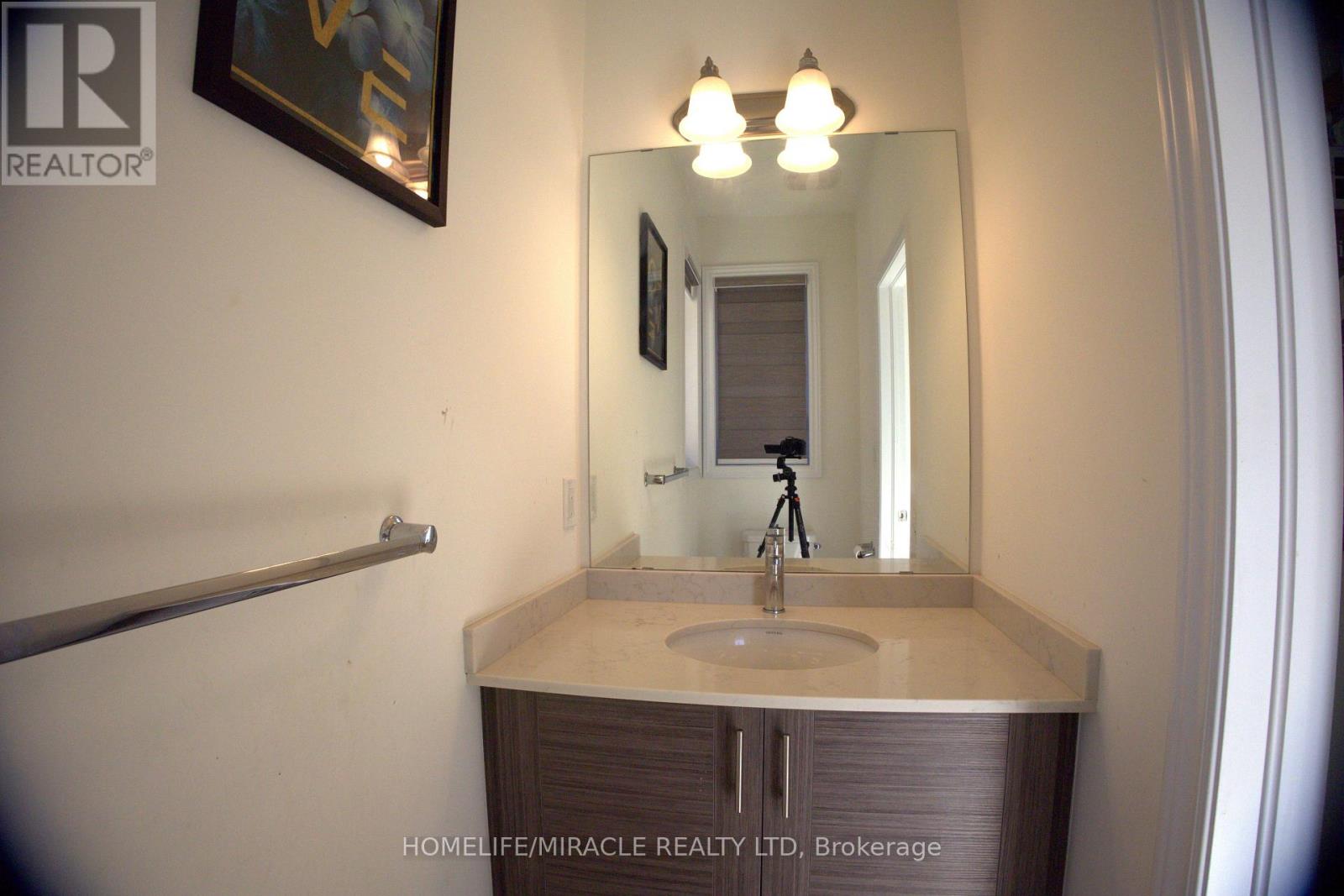45 Calabria Drive, Caledon, Ontario  L7C 4L2 - Photo 14 - W14090992