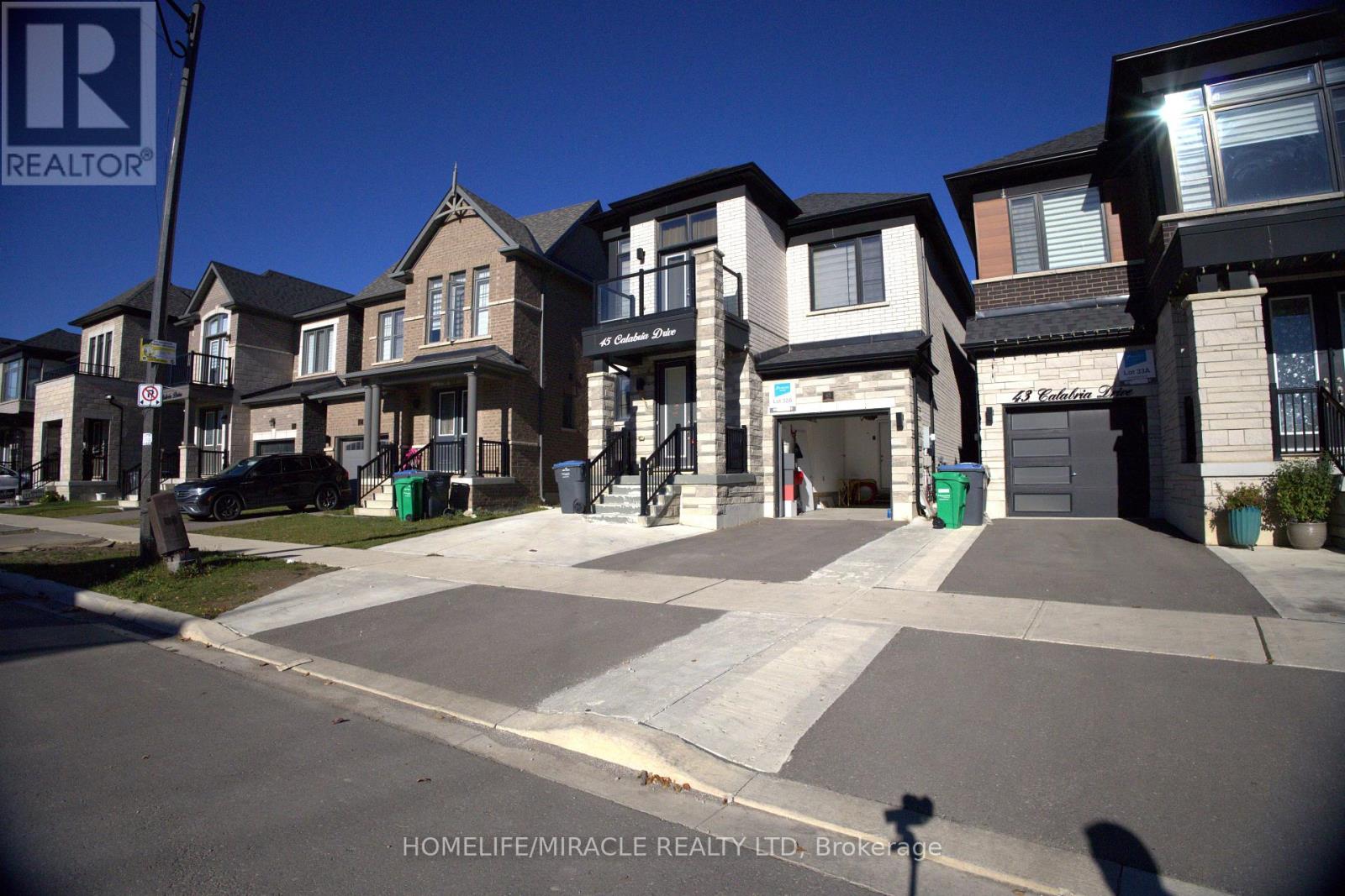 45 Calabria Drive, Caledon, Ontario  L7C 4L2 - Photo 5 - W14090992