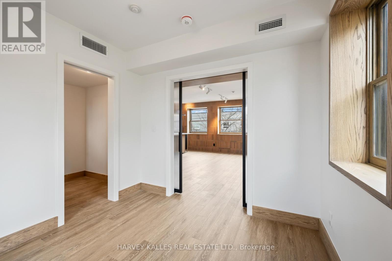 2 - 663 Greenwood Avenue, Toronto, Ontario  M4J 4B3 - Photo 18 - E14091684
