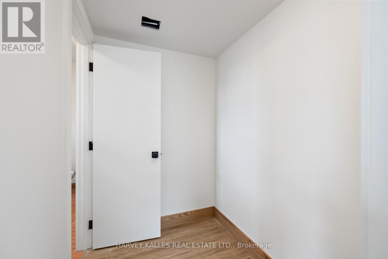 2 - 663 Greenwood Avenue, Toronto, Ontario  M4J 4B3 - Photo 20 - E14091684