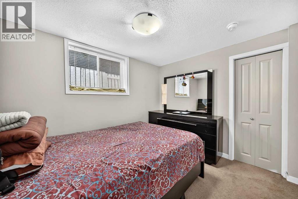 10647 Shillington Crescent Sw, Calgary, Alberta T2W 0N8 - Photo 36 - A2349397
