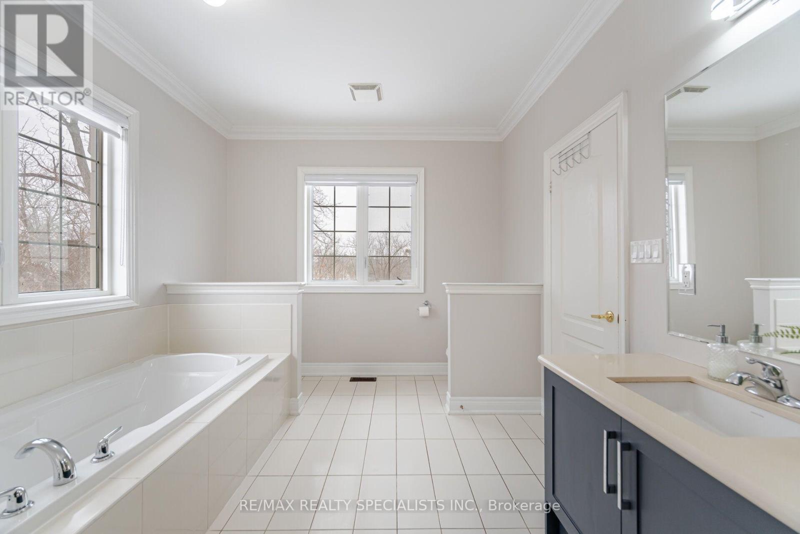 54 Berkwood Hollow Court, Brampton, Ontario  L6Y 2Y1 - Photo 27 - W14091676