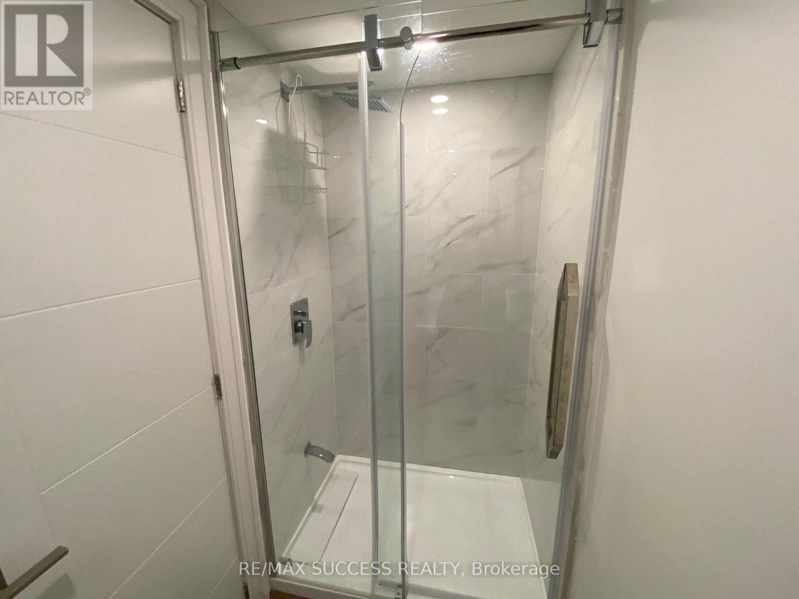 Bsmt - 32 Billingham Road, Toronto, Ontario  M9B 3X1 - Photo 14 - W14091690
