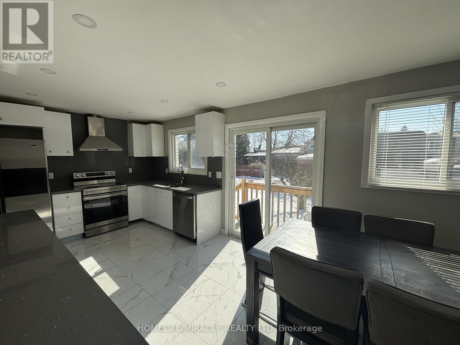 Main - 219 Mcmurchy Avenue, Brampton, Ontario  L6Y 1Z2 - Photo 12 - W14091692