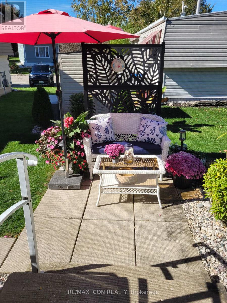 100 Shannon Boulevard, South Huron, Ontario  N0M 1T0 - Photo 18 - X13812138